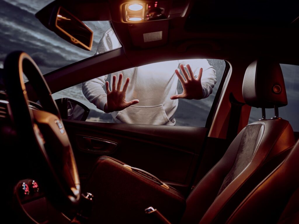 自動車窃盗