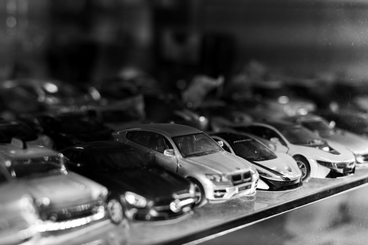 自動車販売　ミニカー　模型
